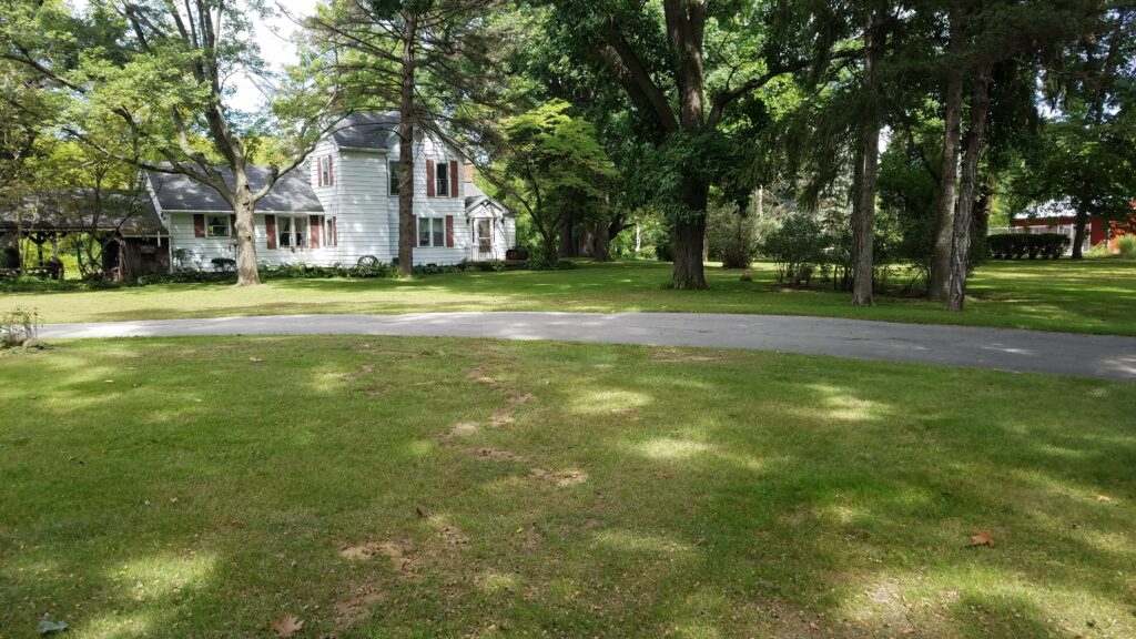 33 Acre Home for Sale Holland, Ohio 8602 Pilliod Road IdealProperties